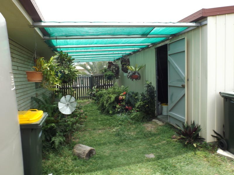 59 Aimee Dr, Urangan QLD 4655