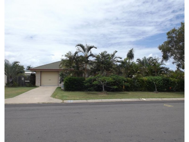 59 Aimee Dr, Urangan QLD 4655