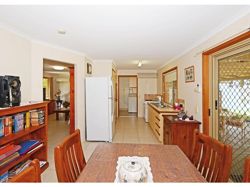 19 Drummond St, Urangan QLD 4655