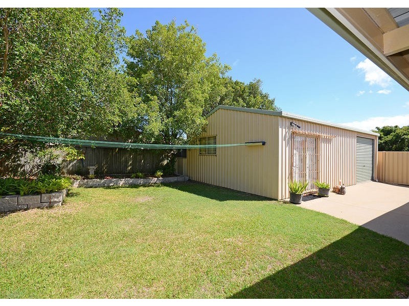 19 Drummond St, Urangan QLD 4655