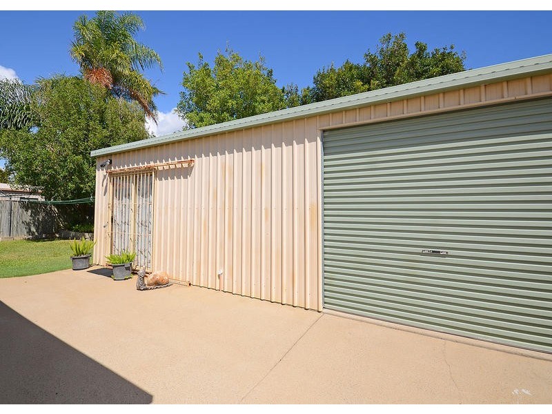 19 Drummond St, Urangan QLD 4655