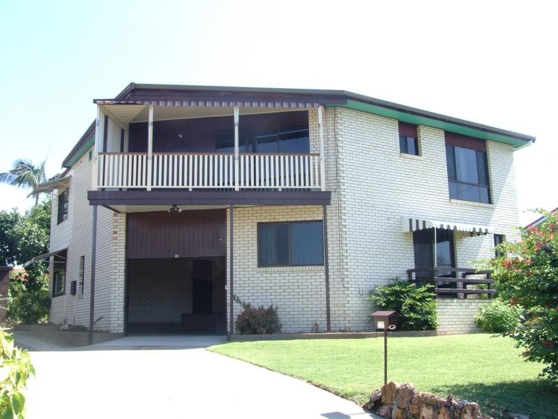 69 Hillcrest Ave, Scarness QLD 4655