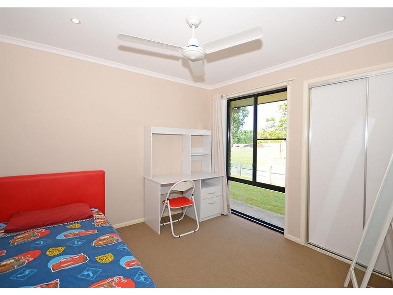 25 Oslove Dr, Booral QLD 4655