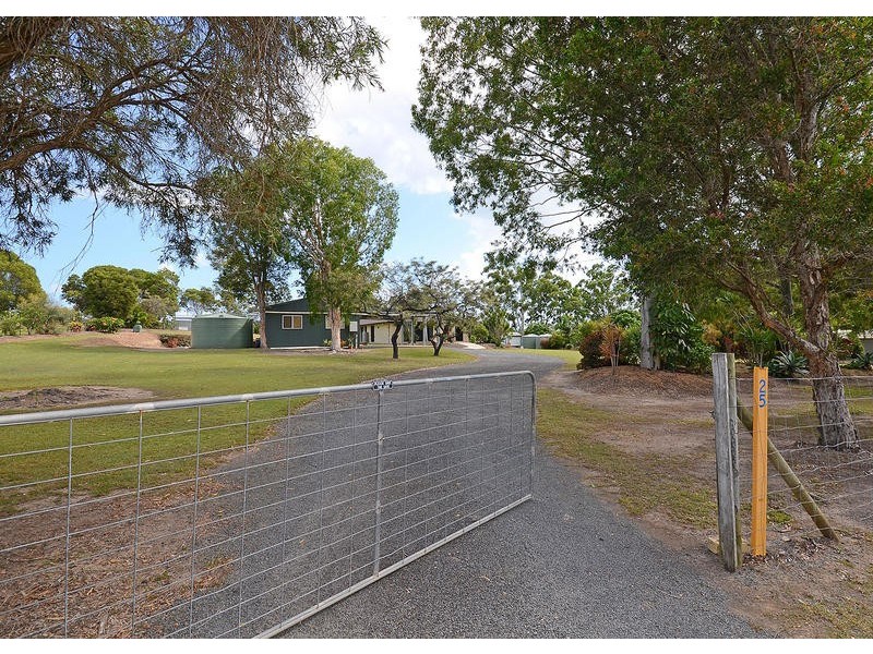 25 Oslove Dr, Booral QLD 4655