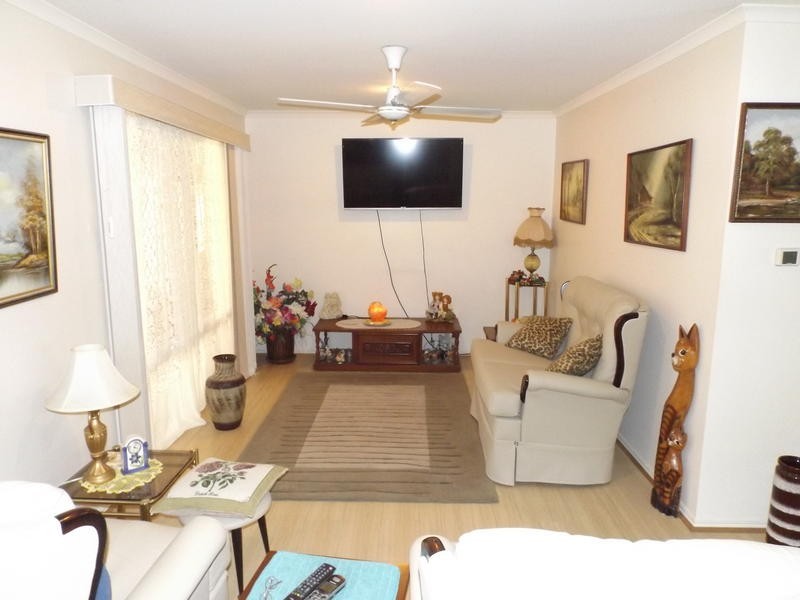 56 Caddy Ave, Urraween QLD 4655