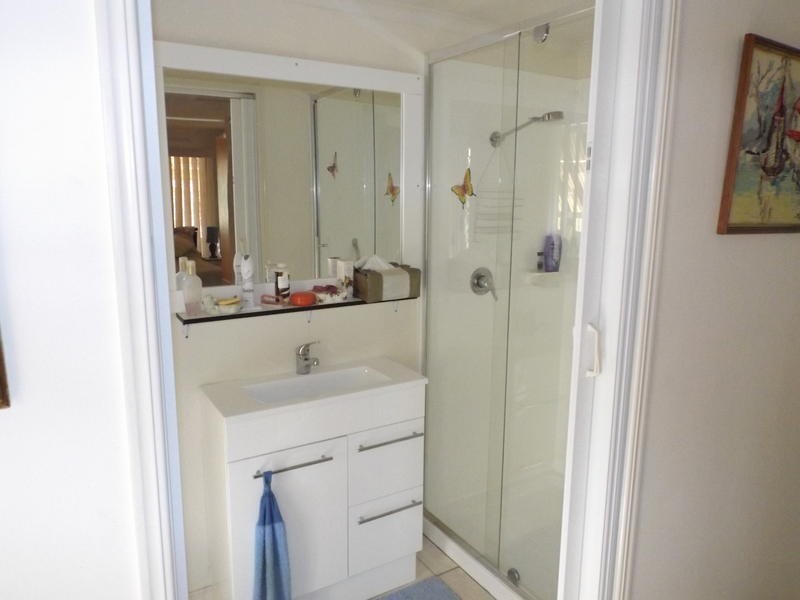 56 Caddy Ave, Urraween QLD 4655