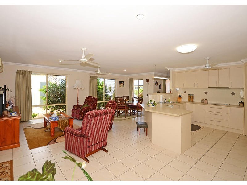 12 Lockerbie Ct, Kawungan QLD 4655