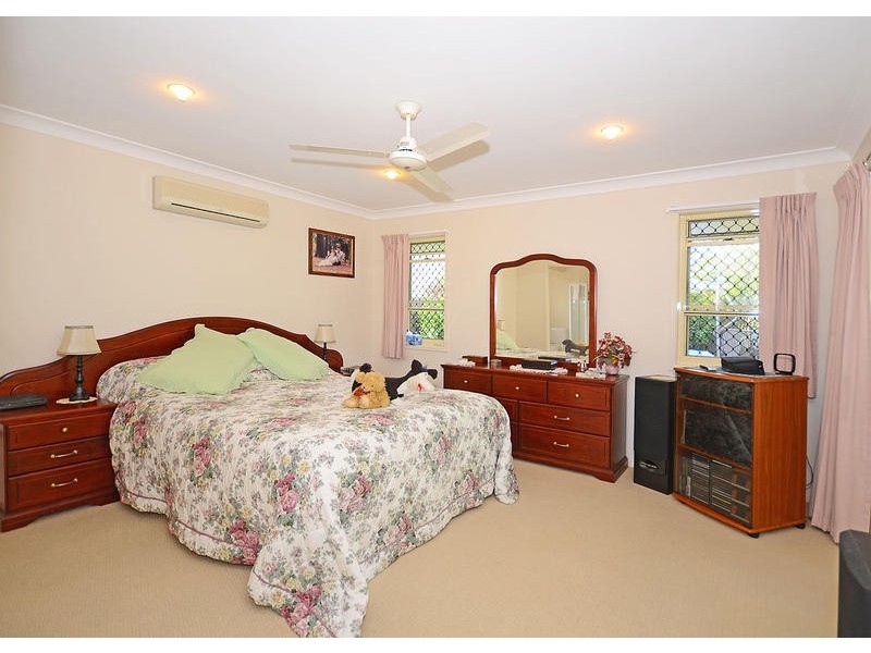 12 Lockerbie Ct, Kawungan QLD 4655