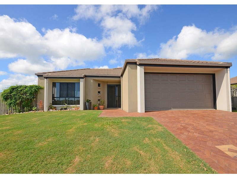 5 Bayridge Heights Dr, Nikenbah QLD 4655
