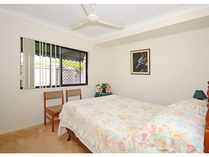 5 Bayridge Heights Dr, Nikenbah QLD 4655