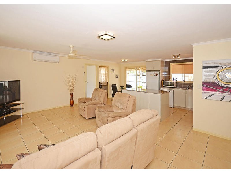 1 Wattlebird Lane, Eli Waters QLD 4655