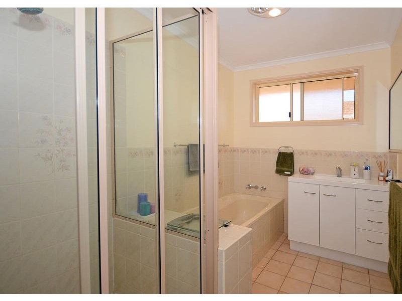 1 Wattlebird Lane, Eli Waters QLD 4655