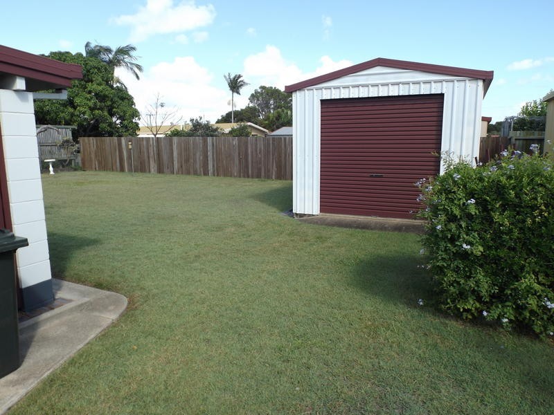21 Cooloola Cres, Urangan QLD 4655