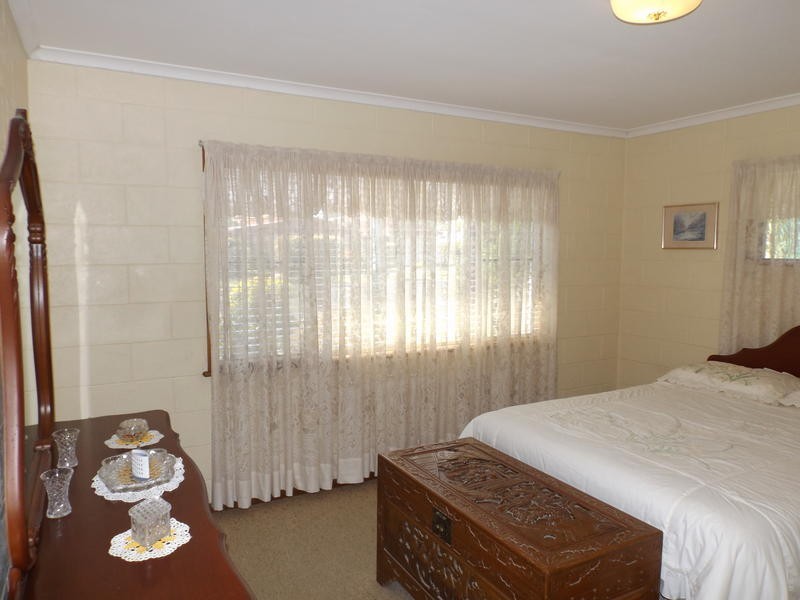21 Cooloola Cres, Urangan QLD 4655