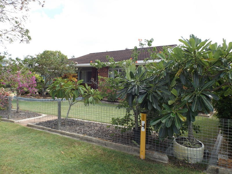 6 Minguin St, Scarness QLD 4655