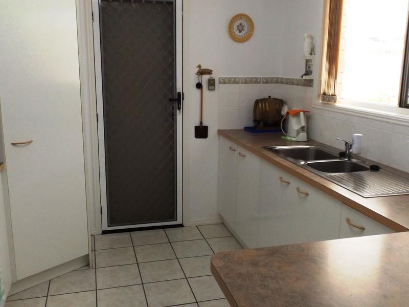 8 Haupt Ave, Pialba QLD 4655