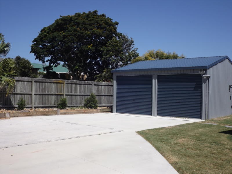 7 Carolyn St, Dundowran Beach QLD 4655