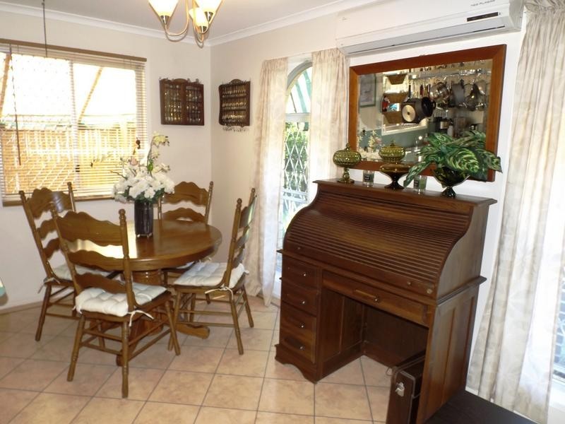 12 Hayworth St, Point Vernon QLD 4655