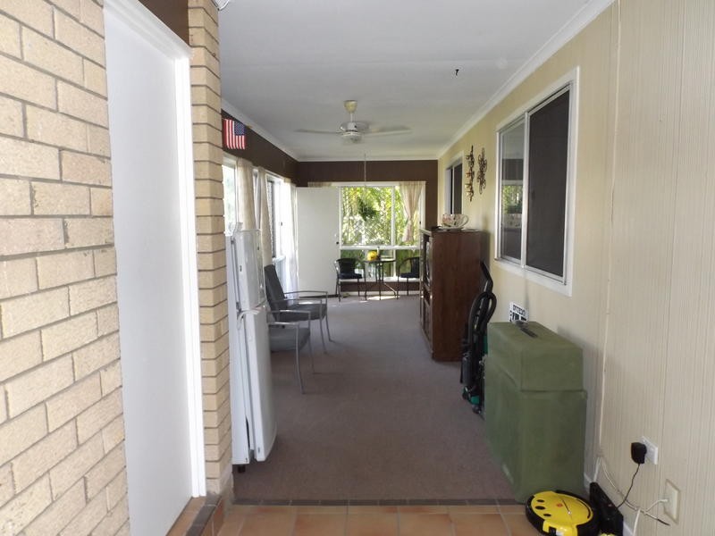 12 Hayworth St, Point Vernon QLD 4655