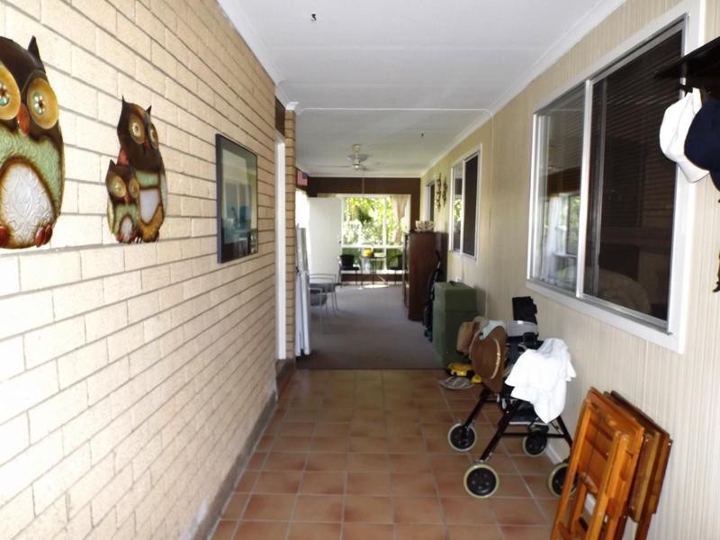 12 Hayworth St, Point Vernon QLD 4655
