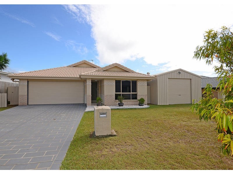 7 Teresa St, Nikenbah QLD 4655