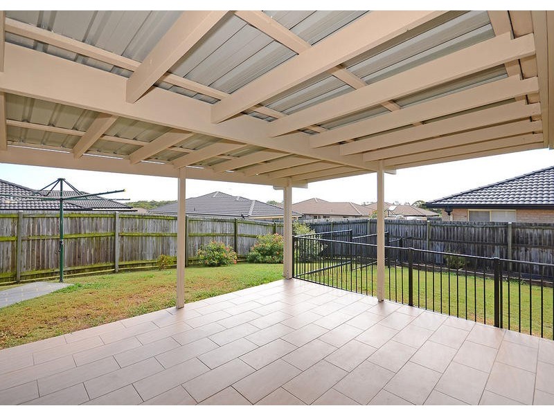 7 Teresa St, Nikenbah QLD 4655