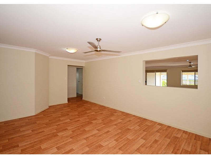 7 Teresa St, Nikenbah QLD 4655