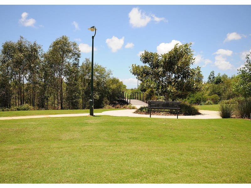 7 Teresa St, Nikenbah QLD 4655