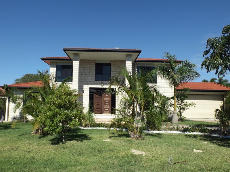 6 Mac Stocks Dr, Dundowran Beach QLD 4655