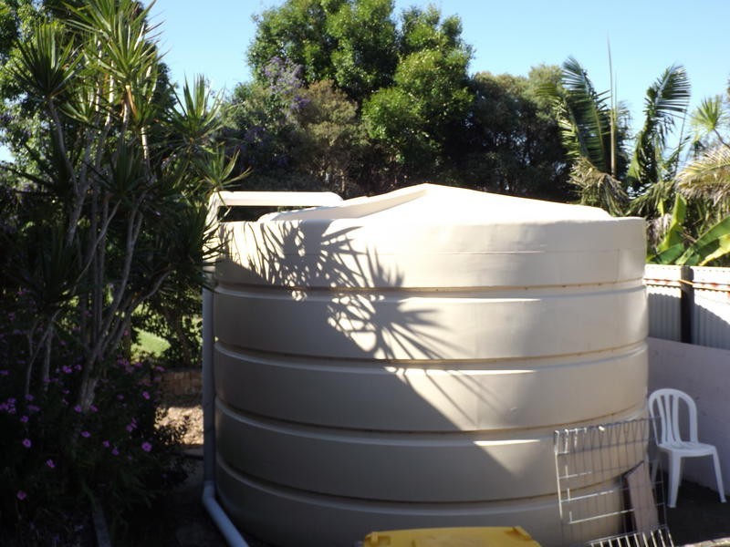 6 Mac Stocks Dr, Dundowran Beach QLD 4655