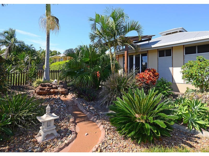 180 Christensen St, Urraween QLD 4655