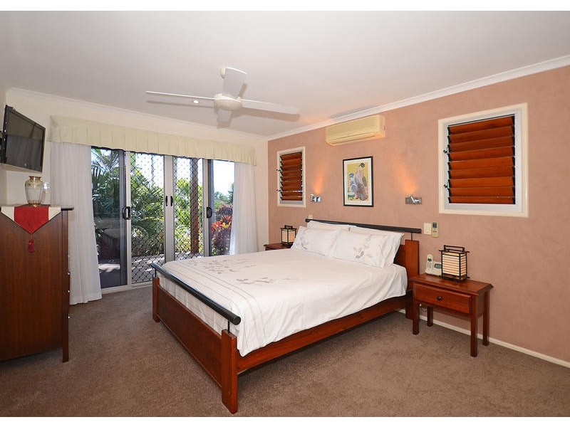 180 Christensen St, Urraween QLD 4655