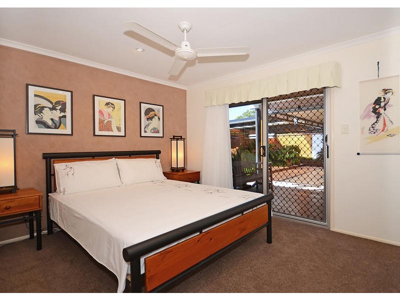 180 Christensen St, Urraween QLD 4655