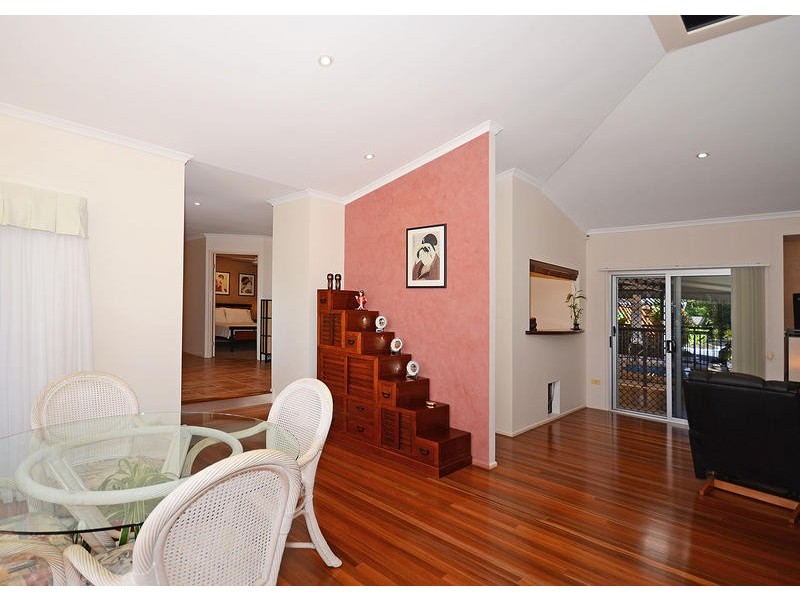 180 Christensen St, Urraween QLD 4655