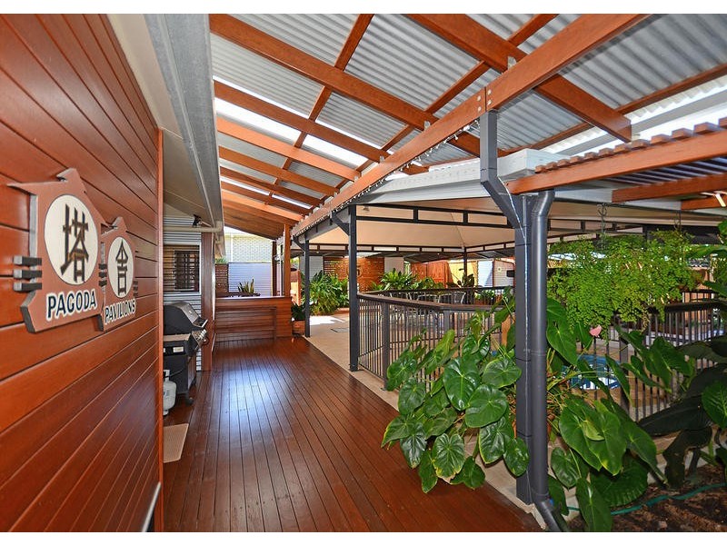 180 Christensen St, Urraween QLD 4655