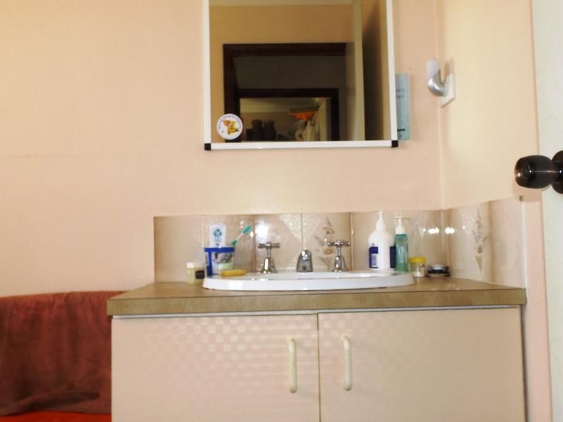 16 Vanda St, Urangan QLD 4655