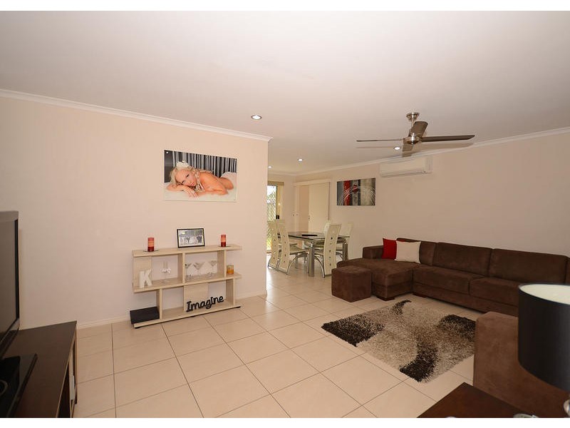 26 Ironbark St, Kawungan QLD 4655