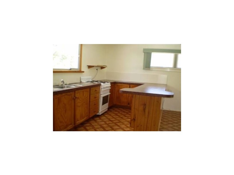 344 Torquay Tce, Torquay QLD 4655