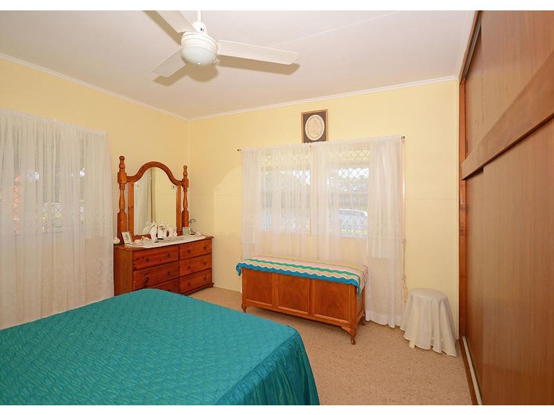 18 Shoreham St, Pialba QLD 4655