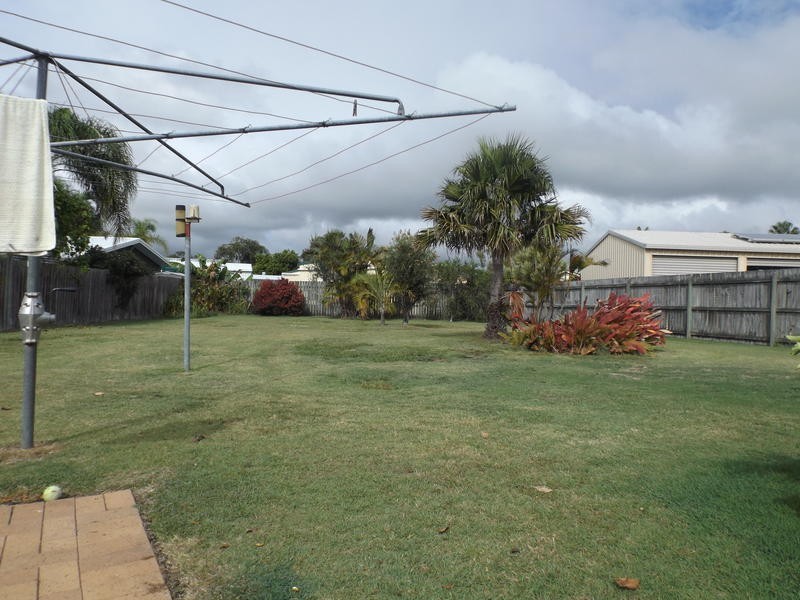 24 Rocky Crt, Kawungan QLD 4655