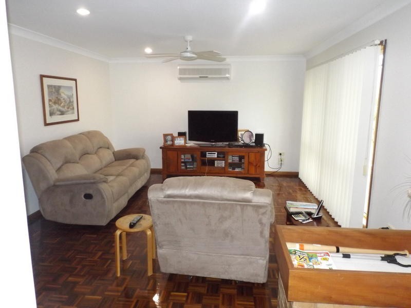 33 St Andrews Dr, Pialba QLD 4655