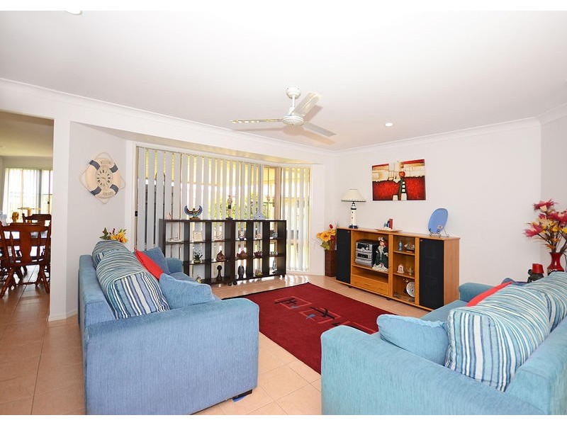 56 Heather Way, Urraween QLD 4655
