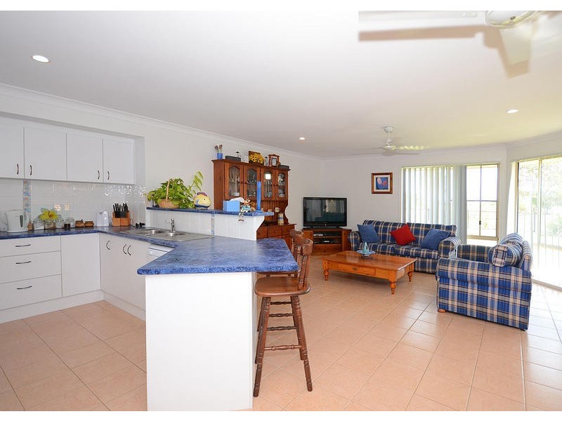 56 Heather Way, Urraween QLD 4655