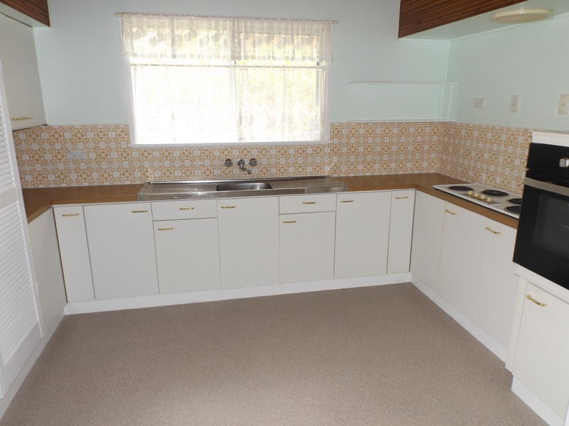 24 Winchelsea St, Pialba QLD 4655