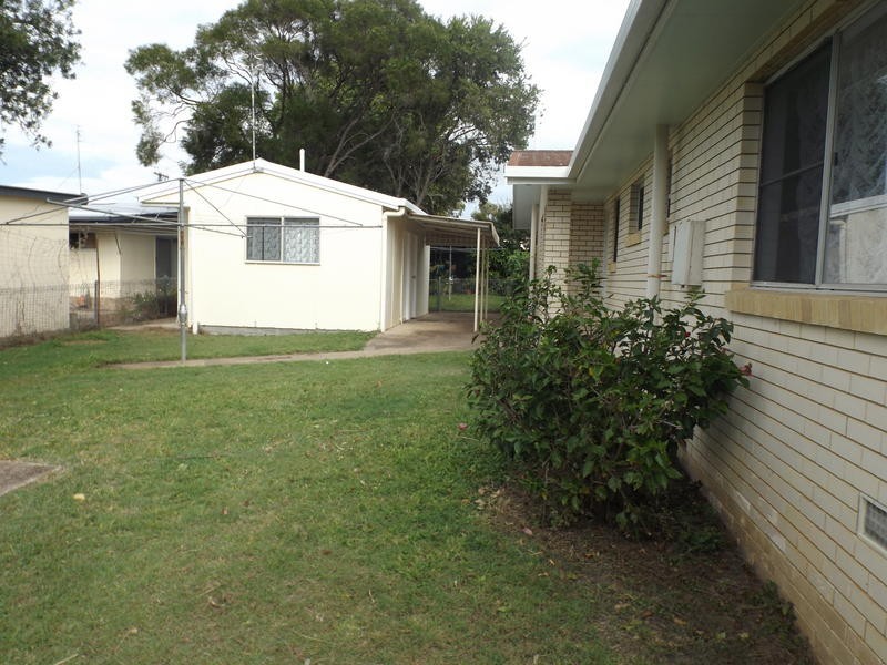 24 Winchelsea St, Pialba QLD 4655