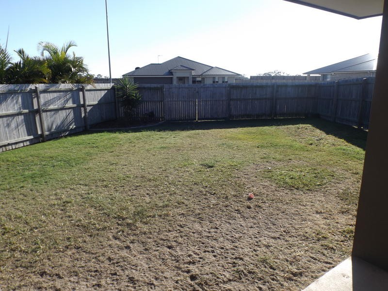 14 Bounty Circuit, Eli Waters QLD 4655