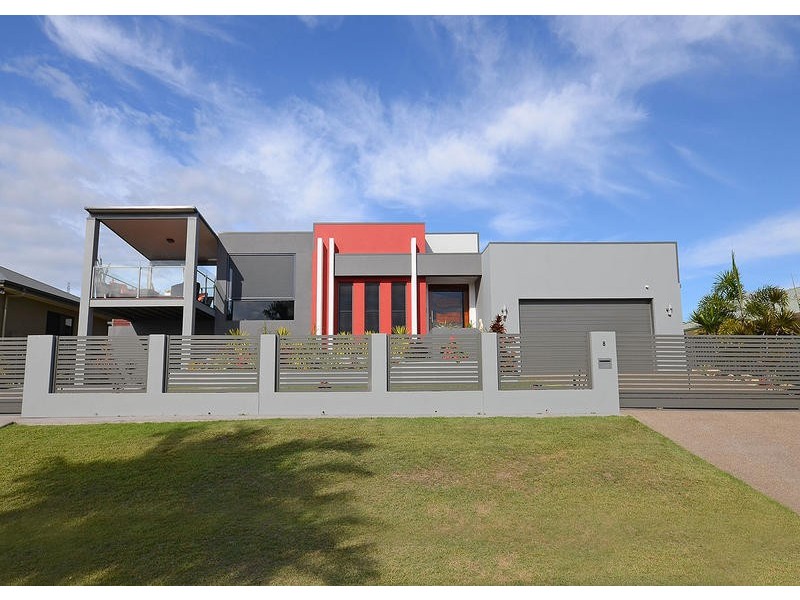 8 Pohlman Court, Scarness QLD 4655