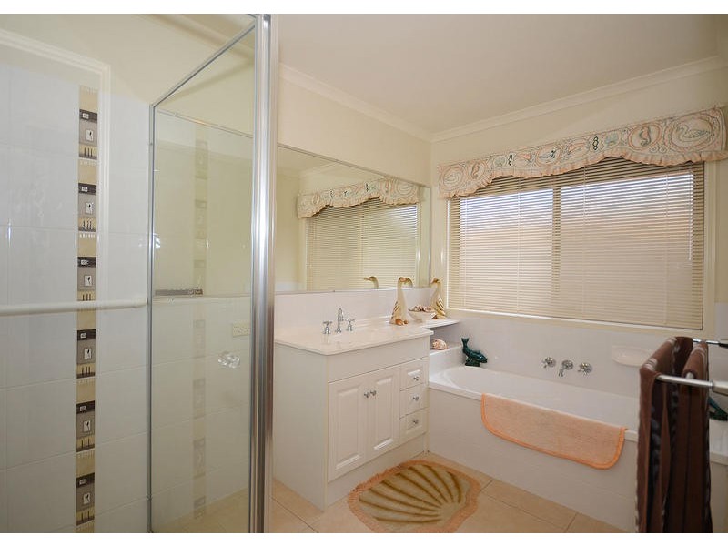 14 Cromdale Cct, Kawungan QLD 4655
