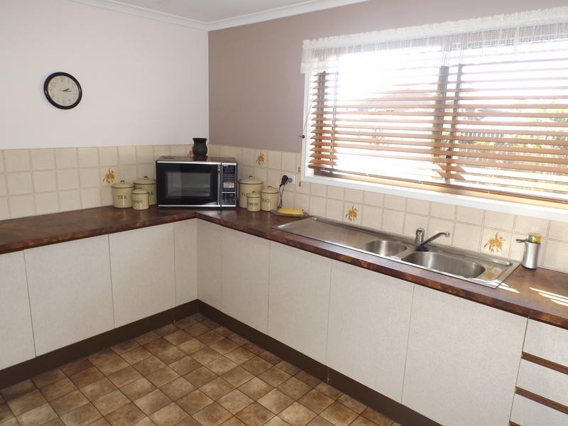 20 Nullor St, Scarness QLD 4655