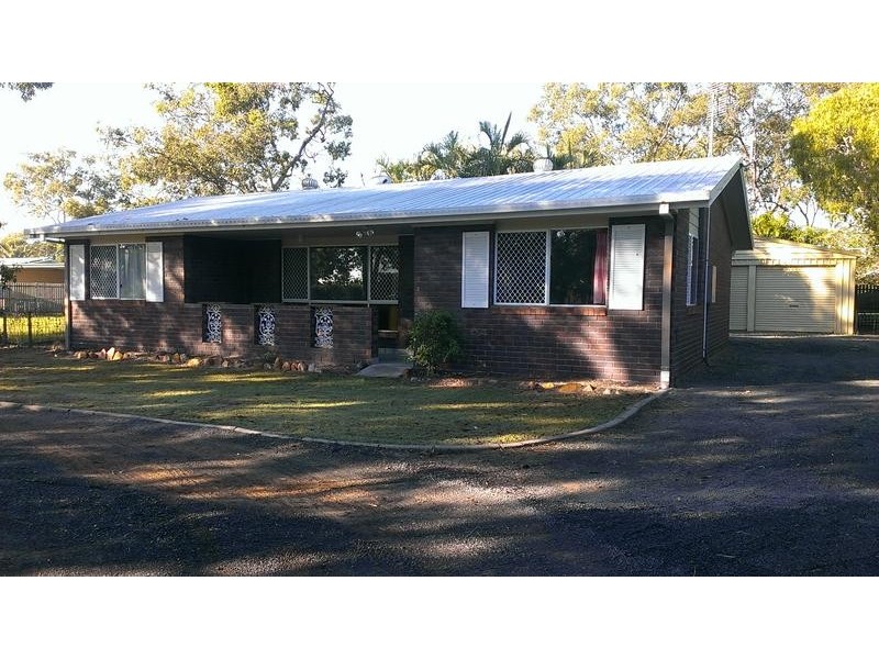 609 Boat Harbour Drive, Urangan QLD 4655